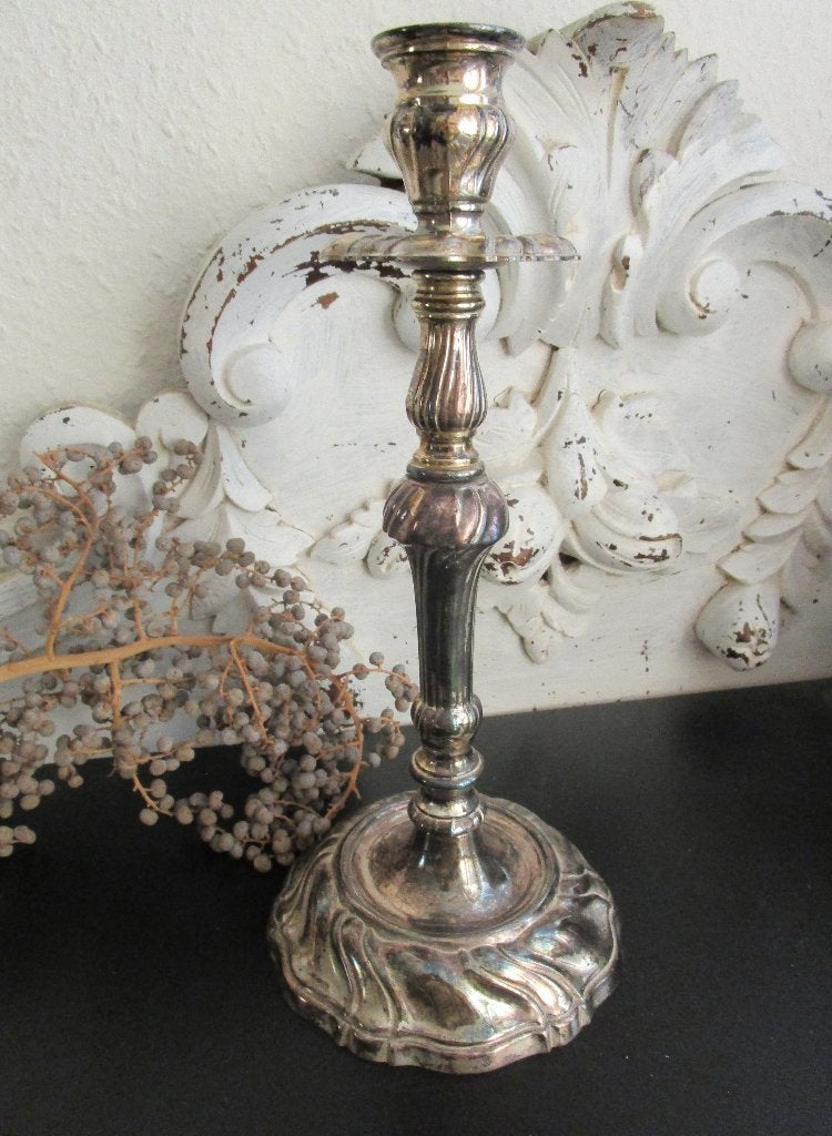 Antieke verzilverde kandelaar, sierlijk en elegant, Antiek en Kunst, Antiek | Kandelaars, Ophalen of Verzenden, Zilver