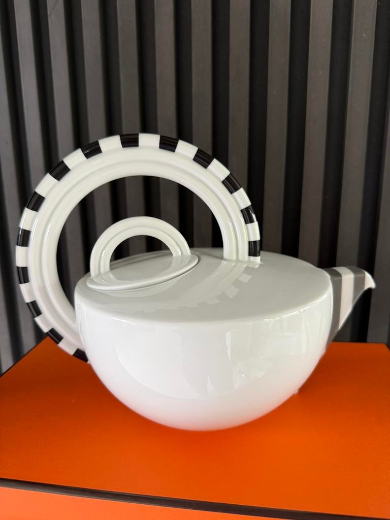 ROSENTHAL Porcelain Studio Line Cupola Strada Tea Pot as NEW, Overige typen, Ophalen of Verzenden, Zo goed als nieuw, Overige stijlen