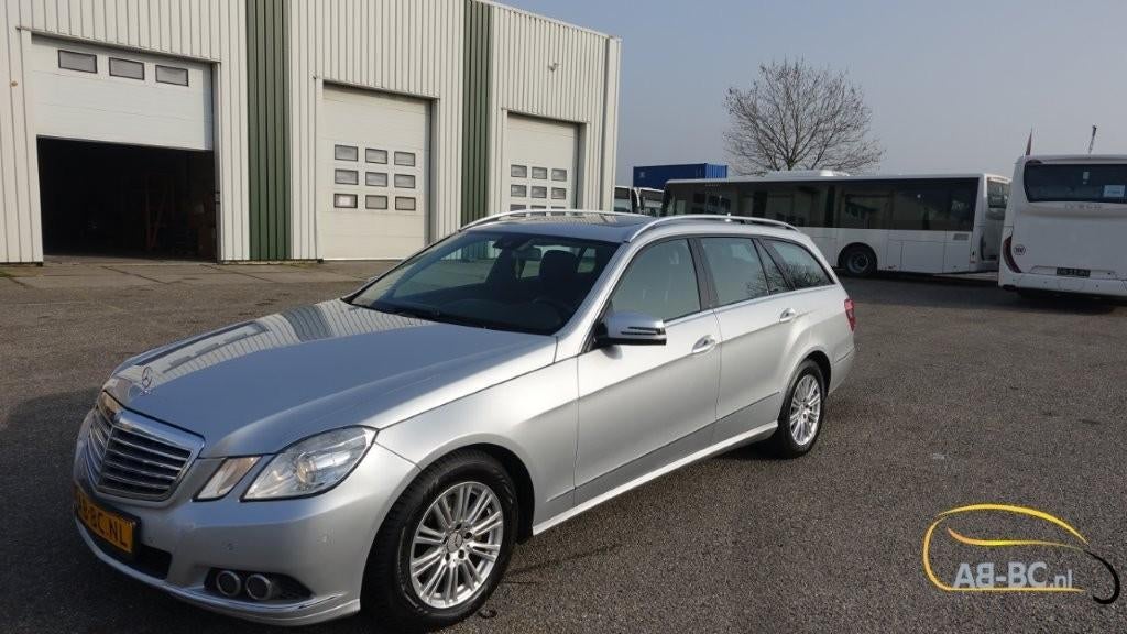Mercedes-Benz E-Klasse E220 CDI BE Estate Aut7 2012 Grijs, Auto's, Mercedes-Benz, Automaat, Euro 5, Diesel, 170 pk