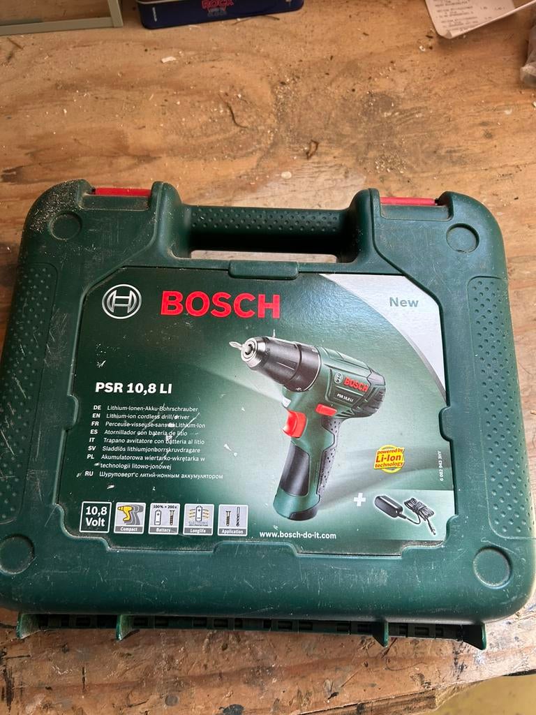 Bosch accu boormachine, Ophalen of Verzenden, Zo goed als nieuw, Boormachine