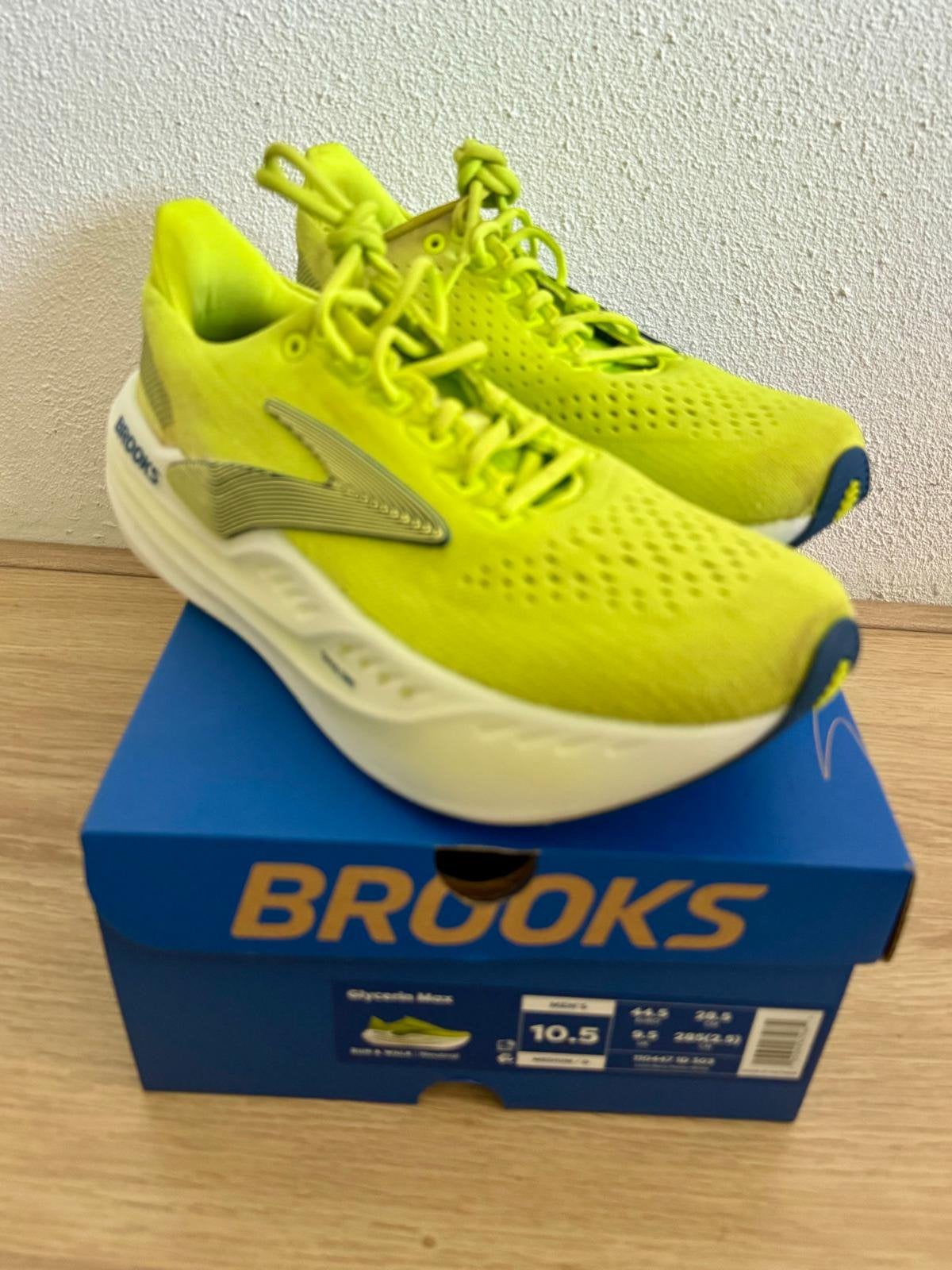 Brooks Hlycerin Max hardloopschoenen maat 44,5 NIEUW, Sport en Fitness, Loopsport en Atletiek, Zo goed als nieuw, Hardloopschoenen