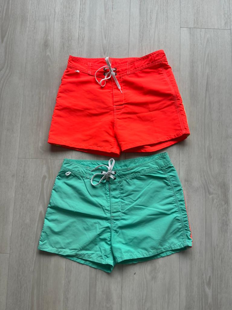 2 leuke Sundek jongens zwemshorts maat 28 en 30, Kleding | Heren, Badmode en Zwemkleding, Ophalen of Verzenden, Maat 46 (S) of kleiner