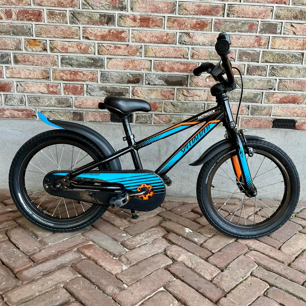 Specialized Hotrock 16 inch Kinderfiets, Fietsen en Brommers, Fietsen | Kinderfietsjes, Ophalen, Zo goed als nieuw, Terugtraprem
