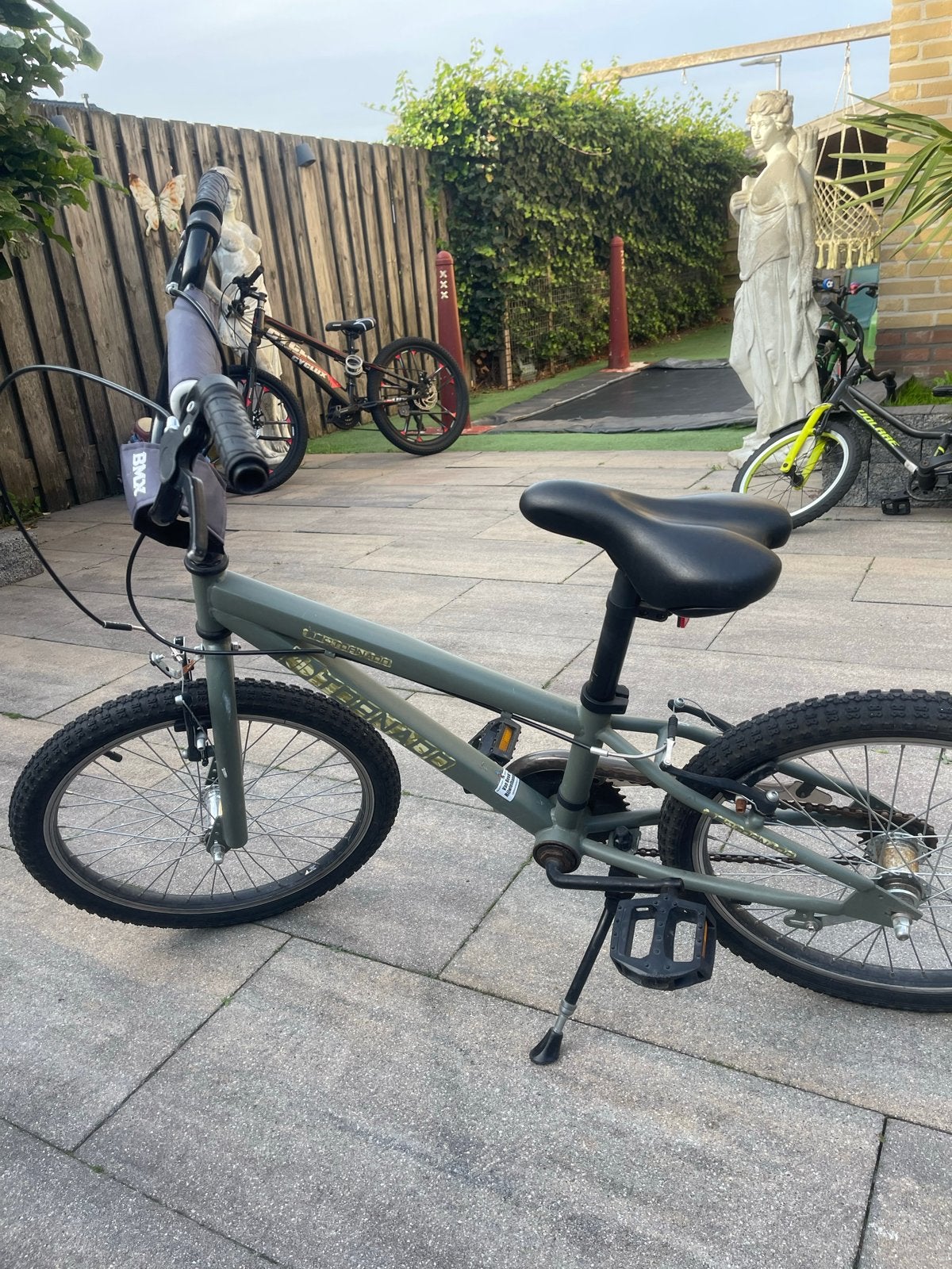 Kleine stunt BMX - Goede staat, remmen werken perfect, Ophalen, Gebruikt, Velgrem, 16 tot 20 inch