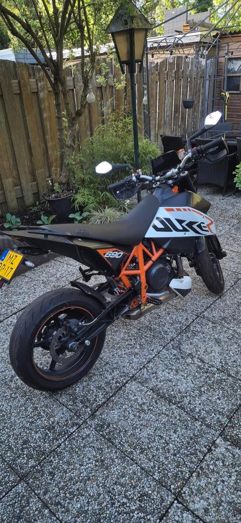 KTM Duke 690R 2011 - Voorvelg moet vervangen worden
