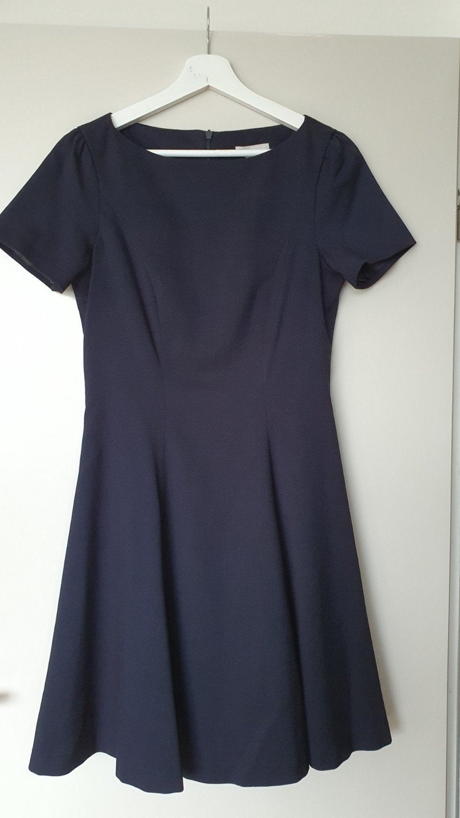 Nette jurk donkerblauw H&M maat 38, H&M, Blauw, Zo goed als nieuw, Knielengte