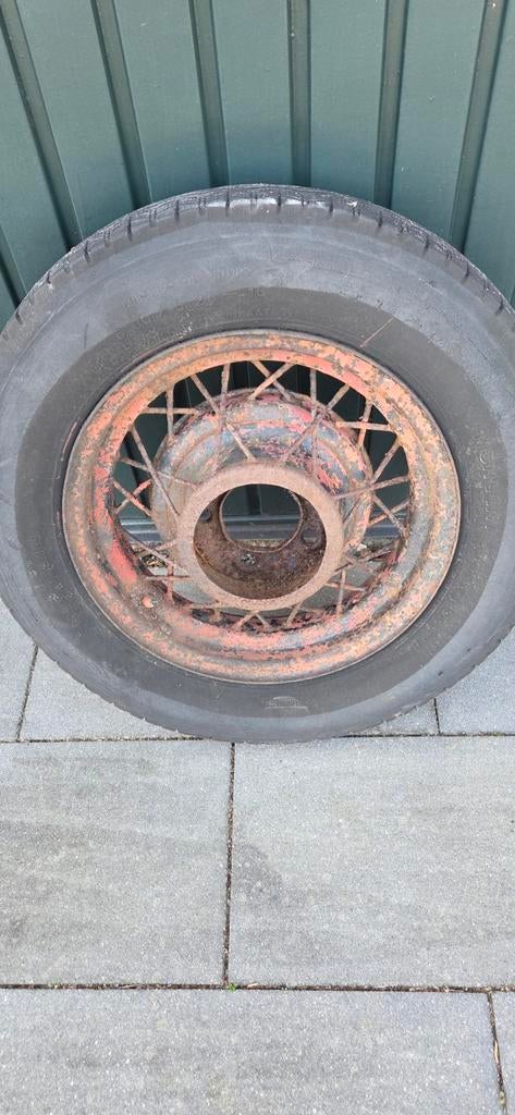 Velg  wiel  ford V8  jaren 30 vintage, Ophalen