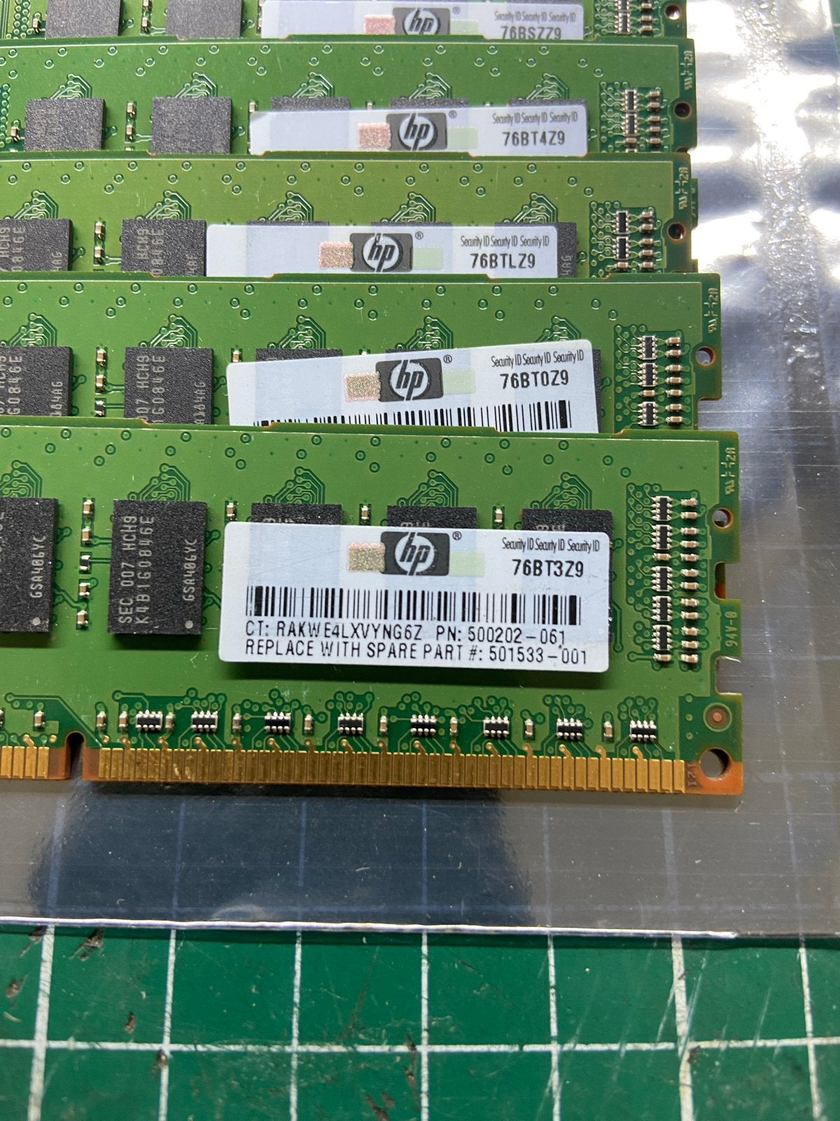 16x Samsung 2GB PC3-10600R Server Geheugen HP 500202-061, Gebruikt, Server, DDR3, Ophalen of Verzenden
