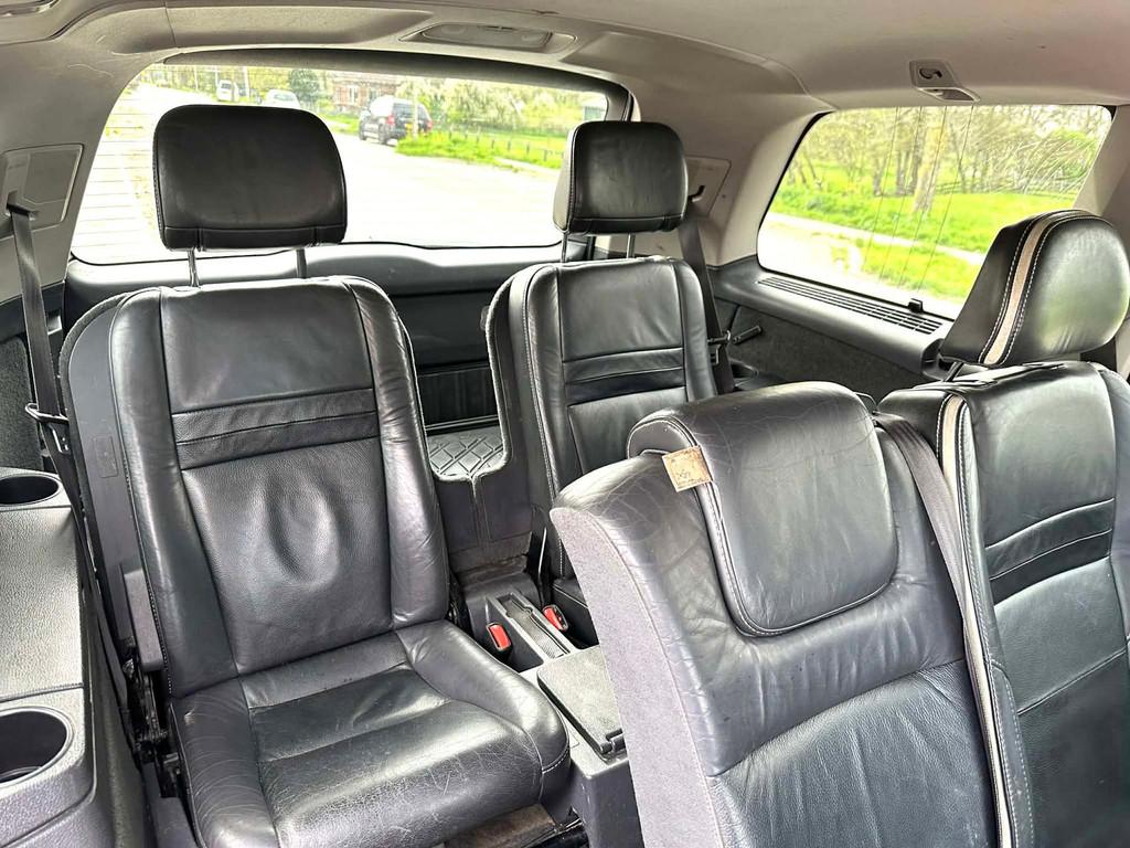 Volvo XC90 2.4 D5 Momentum 7 PERSOONS Youngtimer, Gebruikt, Zwart, 7 stoelen, Zwart