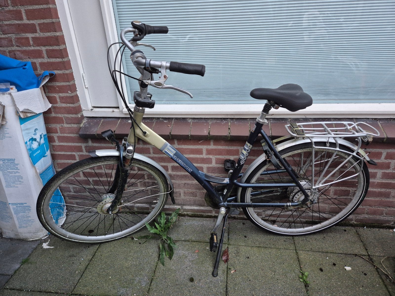 Batavus fiets in goede staat - licht verweerd, Ophalen, Versnellingen, Batavus, Trommelrem