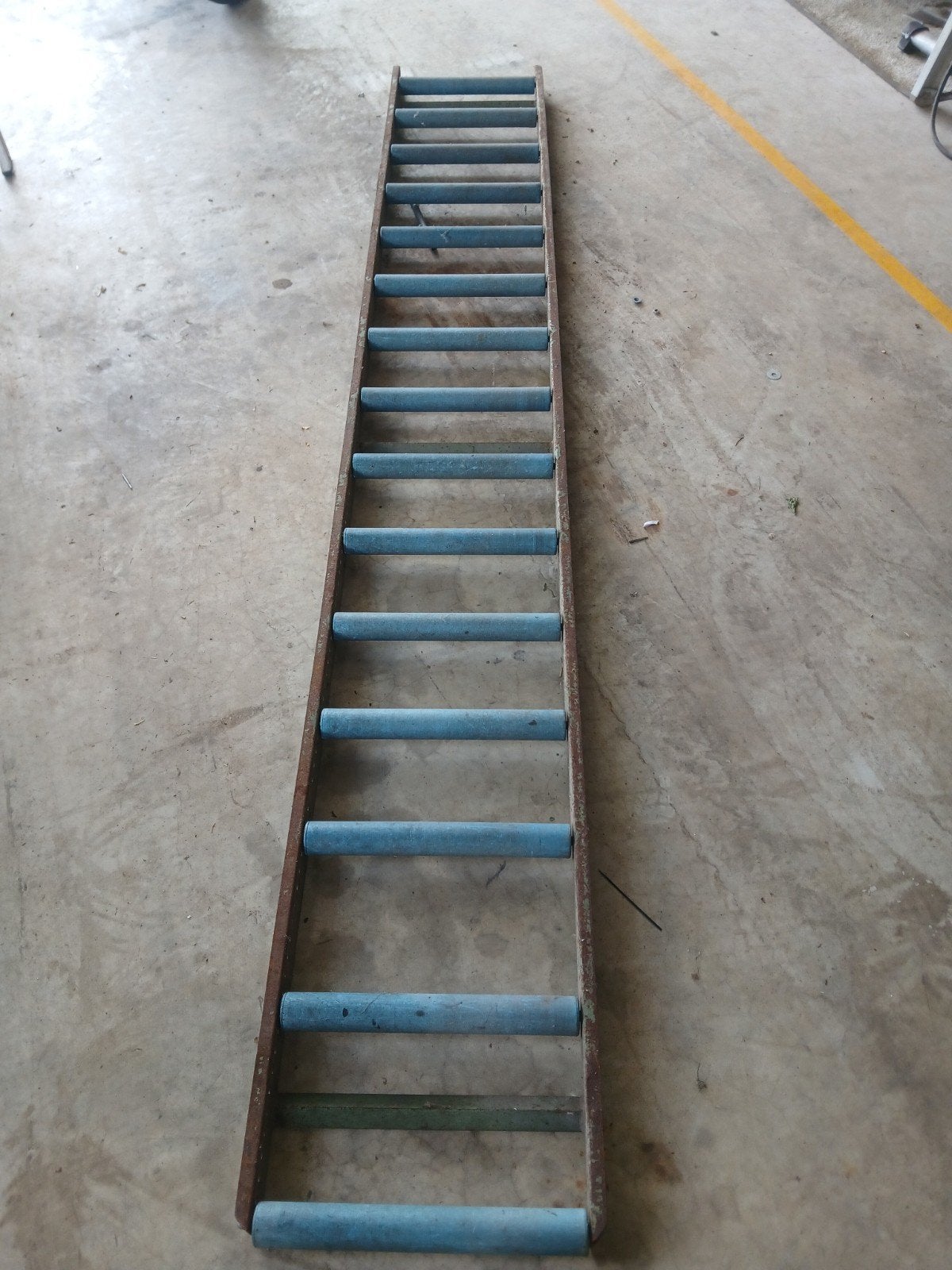 Stevige gebruikte ladder - 3 meter lang, Doe-het-zelf en Verbouw, Ophalen of Verzenden, Gebruikt
