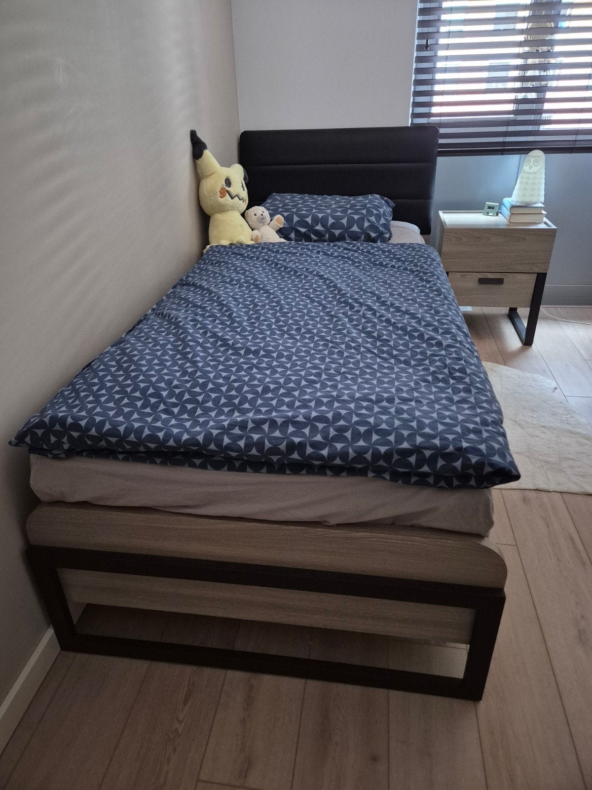 Complete Kinderkamer - tienerkamer: Bed, Kast, Nachtkastje, Ophalen, Gebruikt, Jongetje of Meisje