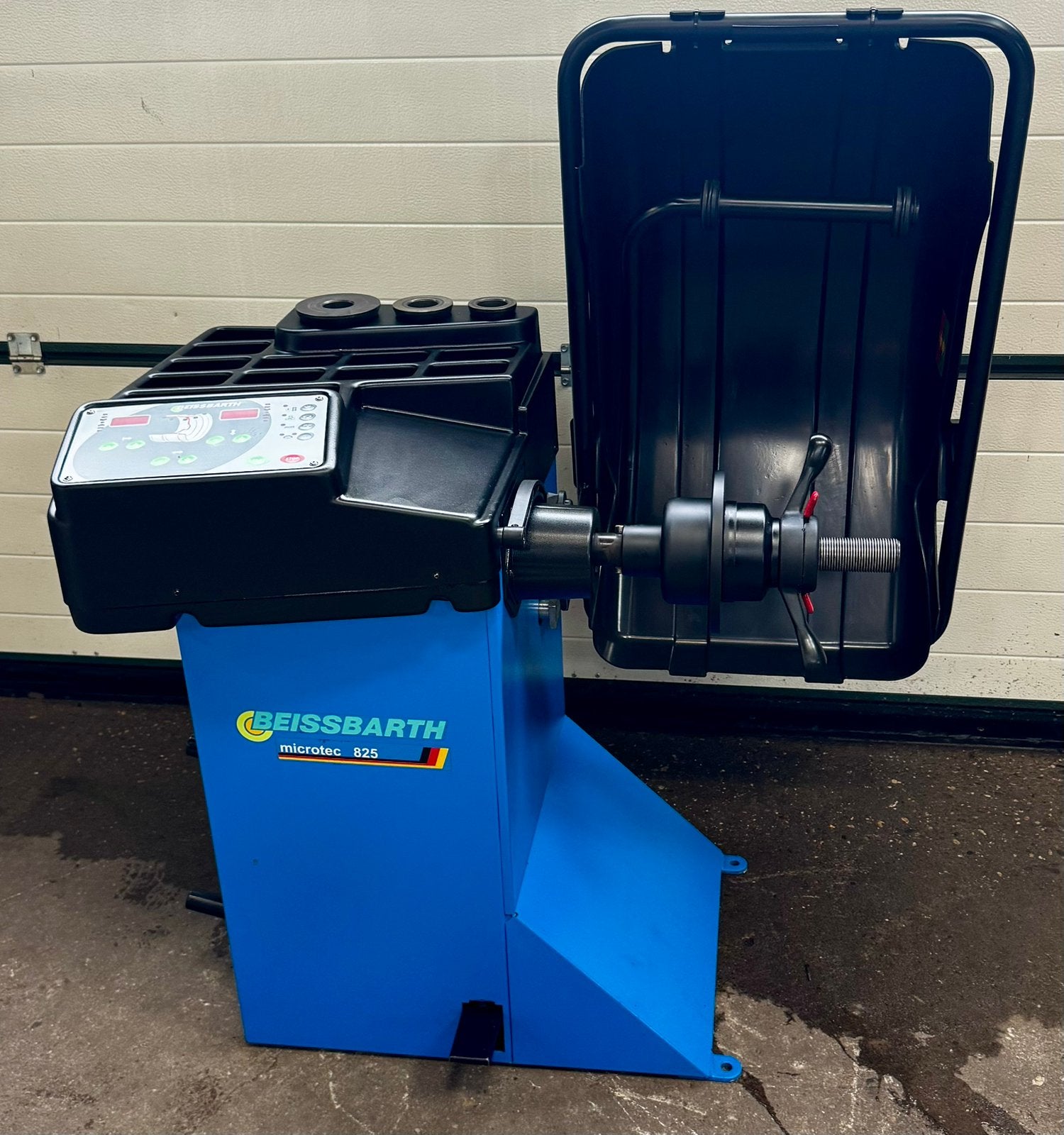 Schitterende Beissbarth Microtec 825 balanceermachine!!!, Auto diversen, Autogereedschap, Zo goed als nieuw, Ophalen of Verzenden