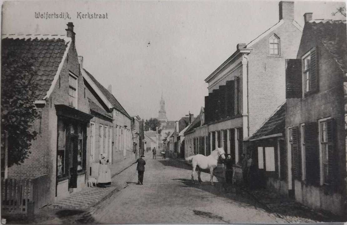 Wolfertsdijk (Kerkstraat) Zeeland 1909, Verzamelen, Ophalen of Verzenden, Voor 1920, Gelopen, Zeeland