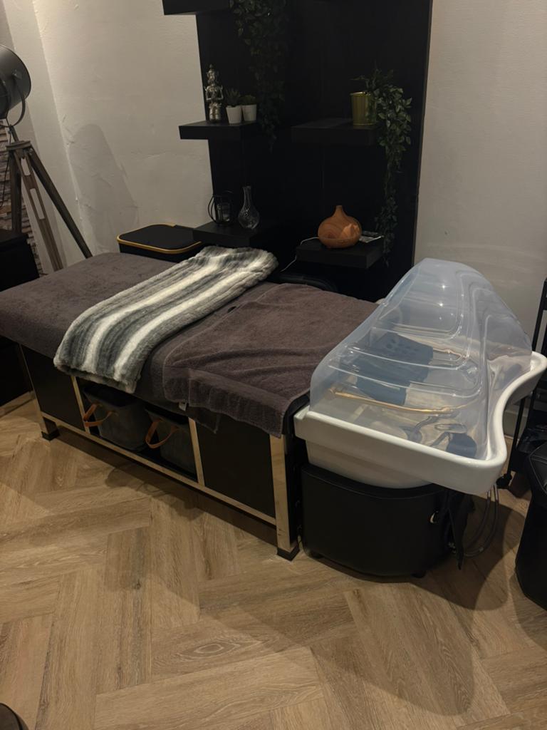 Te koop: Headspa bank / headspa bed, Ophalen, Zo goed als nieuw, Massagetafel