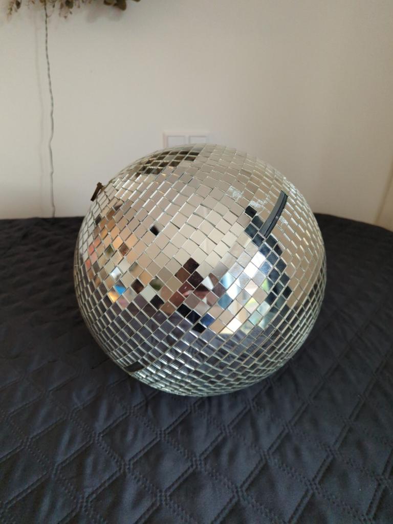 Grote discobal - beschadigd, mist wat stukjes, Ophalen, Gebruikt, Versiering, Overige