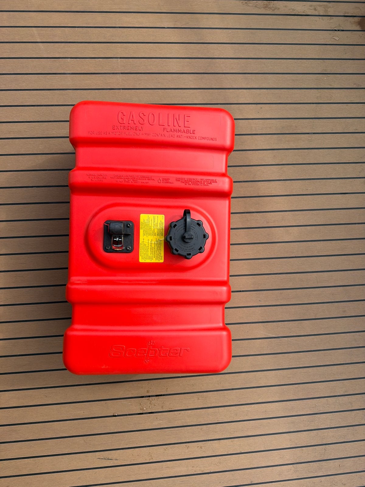 Nieuwe Scepter Benzinetank 34 liter 9 Gall + brandstofmeter, Watersport en Boten, Ophalen, Zo goed als nieuw, Motor en Techniek