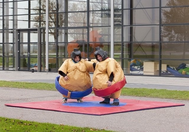 Sumoworstel pakken kind en volwassene huren, Ophalen of Verzenden, Verjaardag