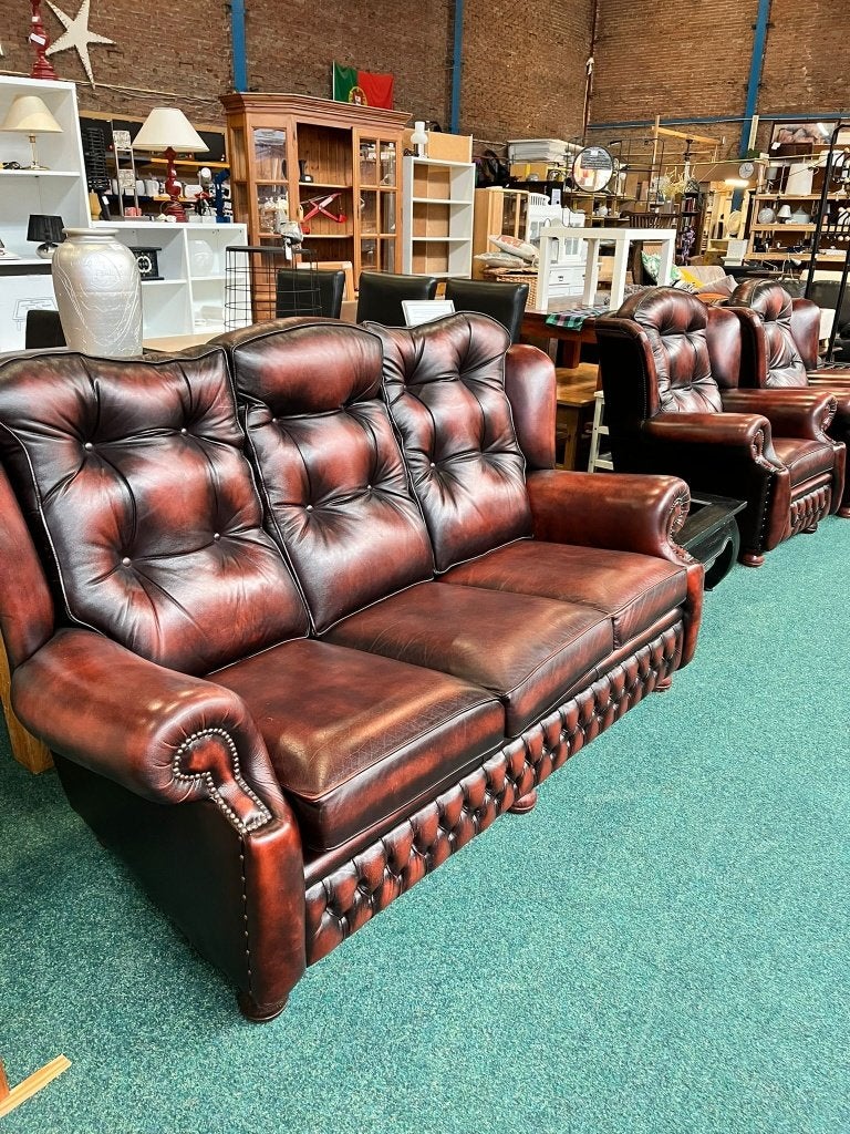 Rode Chesterfield bank en 2 fauteuils, Ophalen, Gebruikt, 150 tot 200 cm, Driepersoons