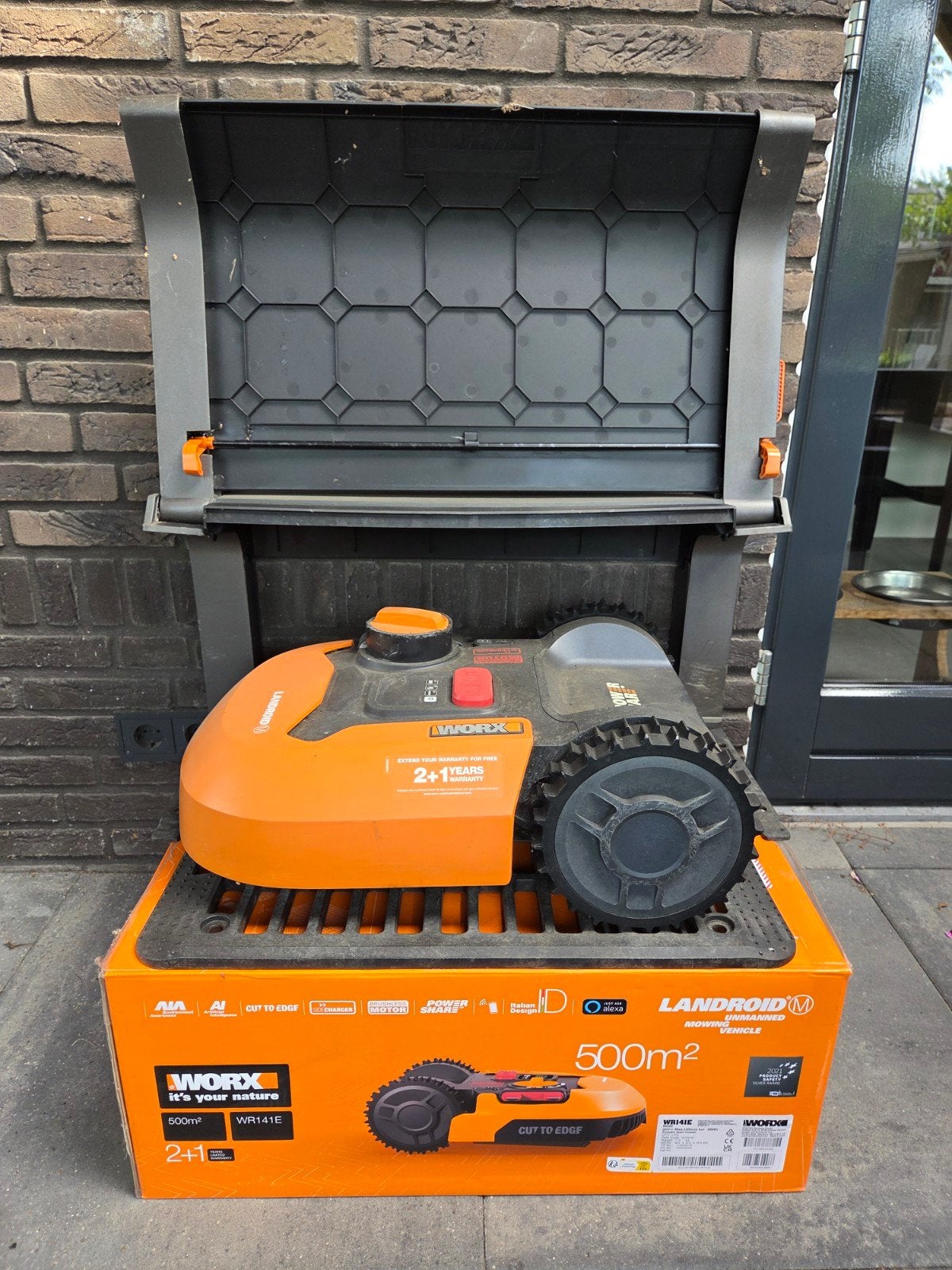 Worx Landroid M500 robotmaaier WR141E, Tuin en Terras, Ophalen, Cirkelmaaier, Minder dan 30 cm, Mulchfunctie
