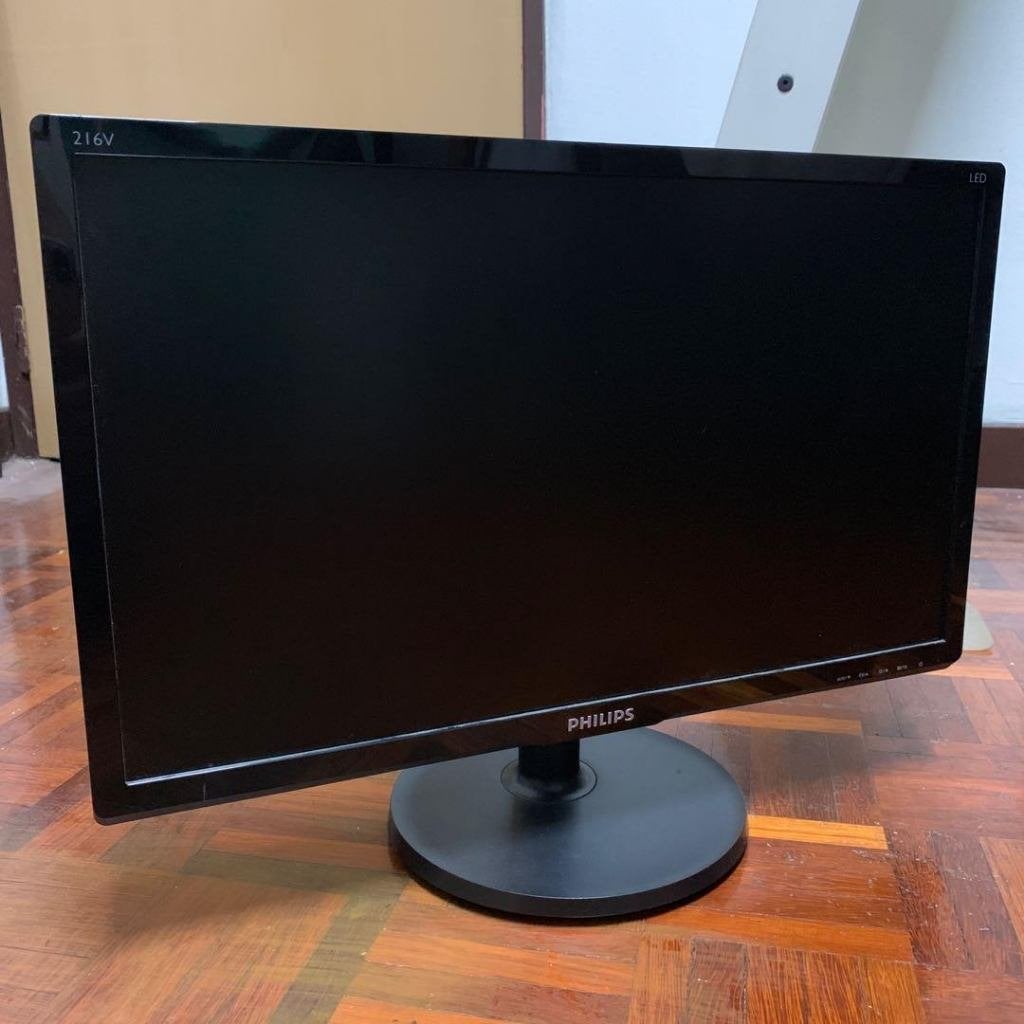Mooie Grote 24 Inch Philips HDMI Speakers hele Keurige Staat, HDMI, IPS, Kantelbaar, 101 t/m 150 Hz