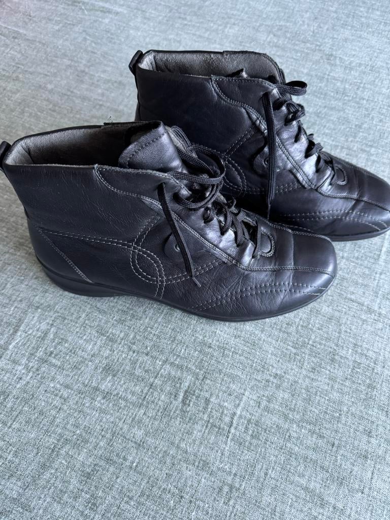Durea schoenen wijdte K + maat 6 1/2 zwart, Kleding | Dames, Schoenen, Ophalen of Verzenden, Gedragen, Zwart