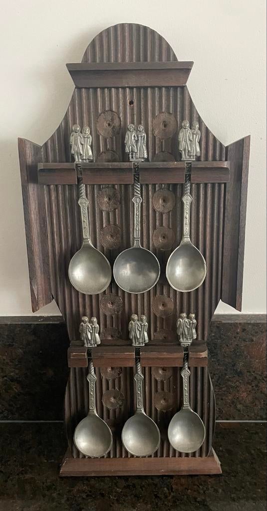 Vintage houten lepelrek met 6 tinnen lepels - compleet, Ophalen of Verzenden