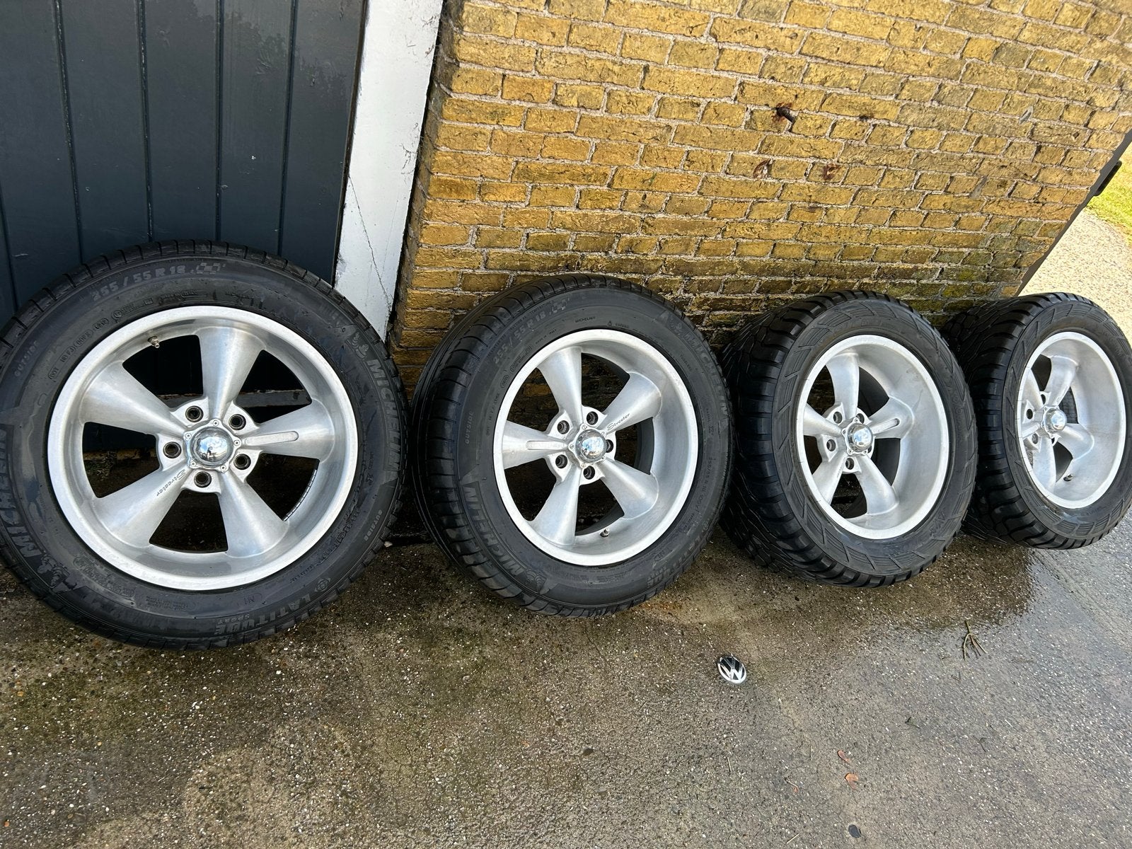 Velgen met bijna nieuwe banden steek 5x127, Ophalen, 18 inch, Gebruikt, 255 mm