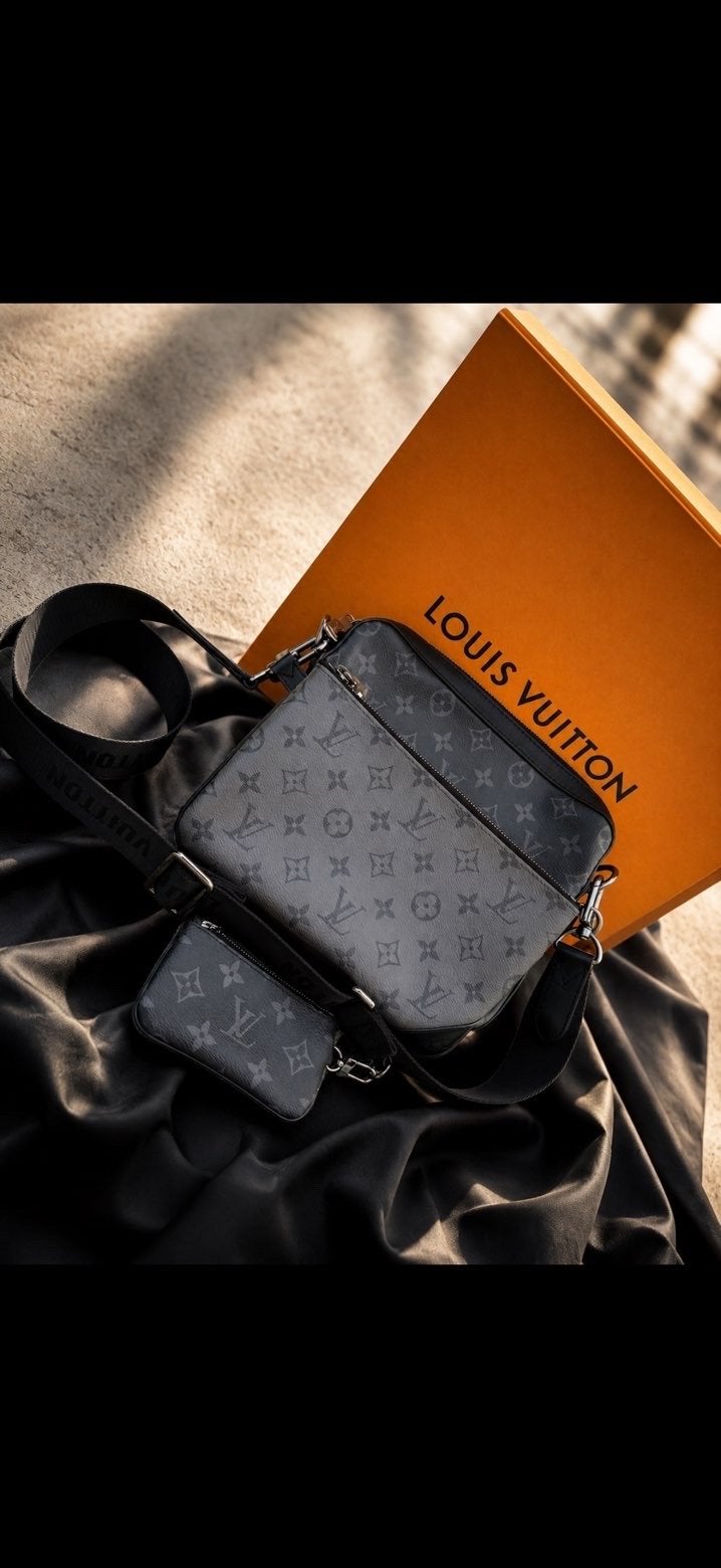 Louis Vuitton Outdoor Messenger Tas - Monogram Eclipse, Ophalen of Verzenden, Zo goed als nieuw, Zwart