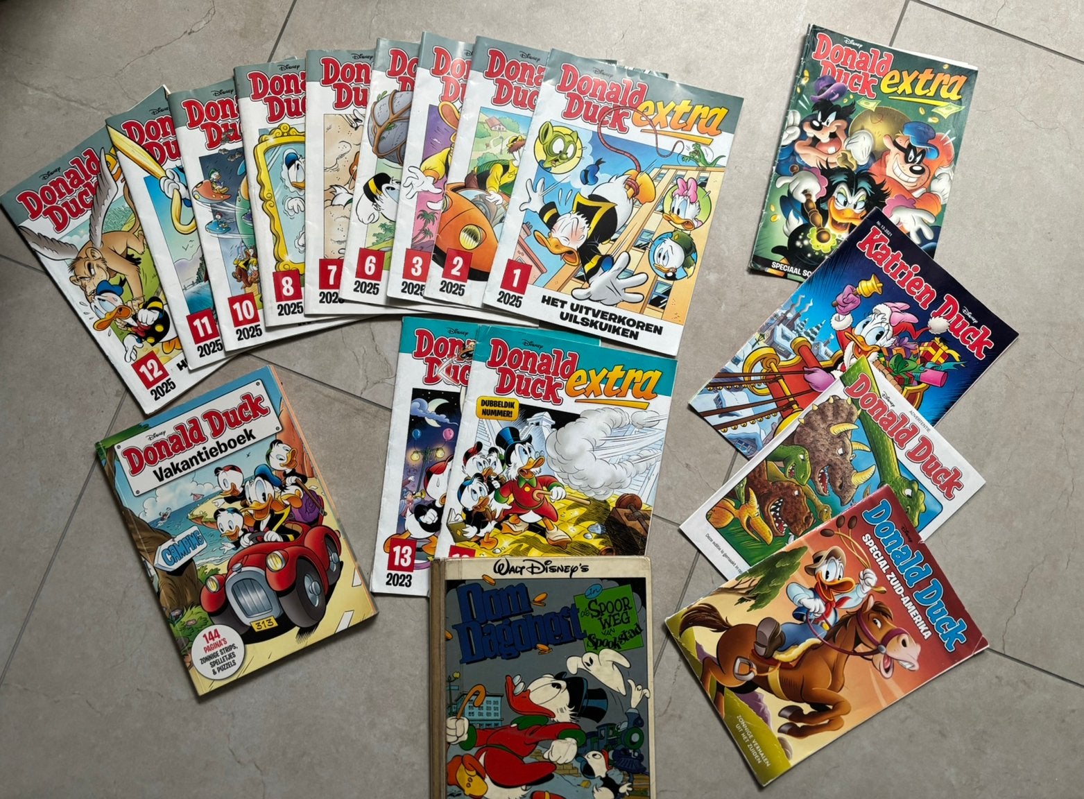 Donald Duck stripboeken set - Leuk voor de liefhebber!, Meerdere stripboeken, Ophalen of Verzenden, Gelezen