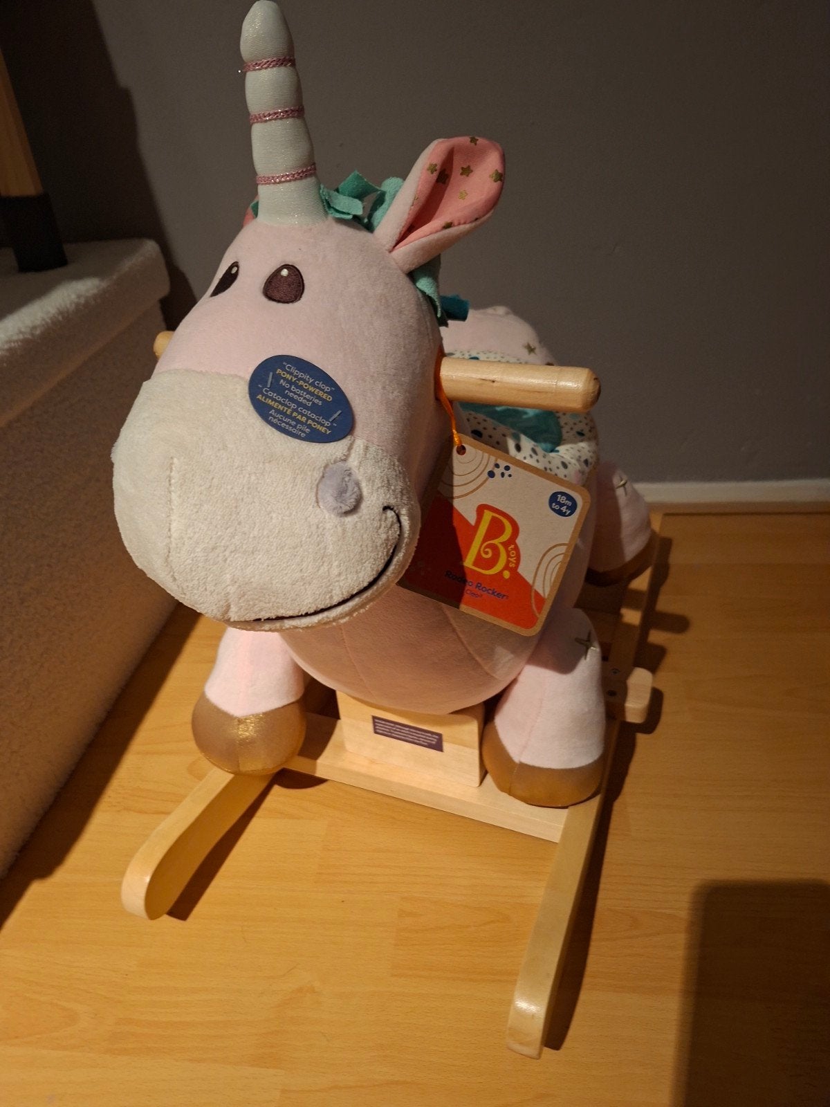 Hobbelpaard Eenhoorn - B. Toys Rocking Unicorn Roze, Ophalen, Zo goed als nieuw, Meisje