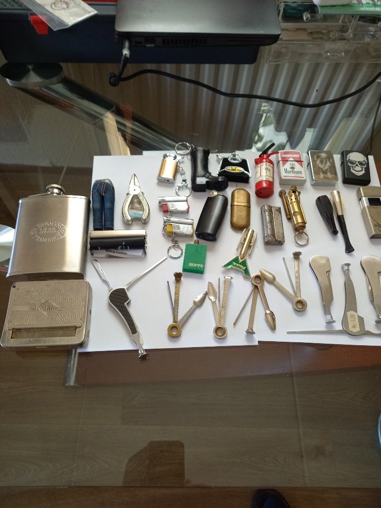 Diverse collectie aanstekers, pijpen en tabaksaccessoires, Verzamelen, Ophalen of Verzenden, Gebruikt, Overige typen