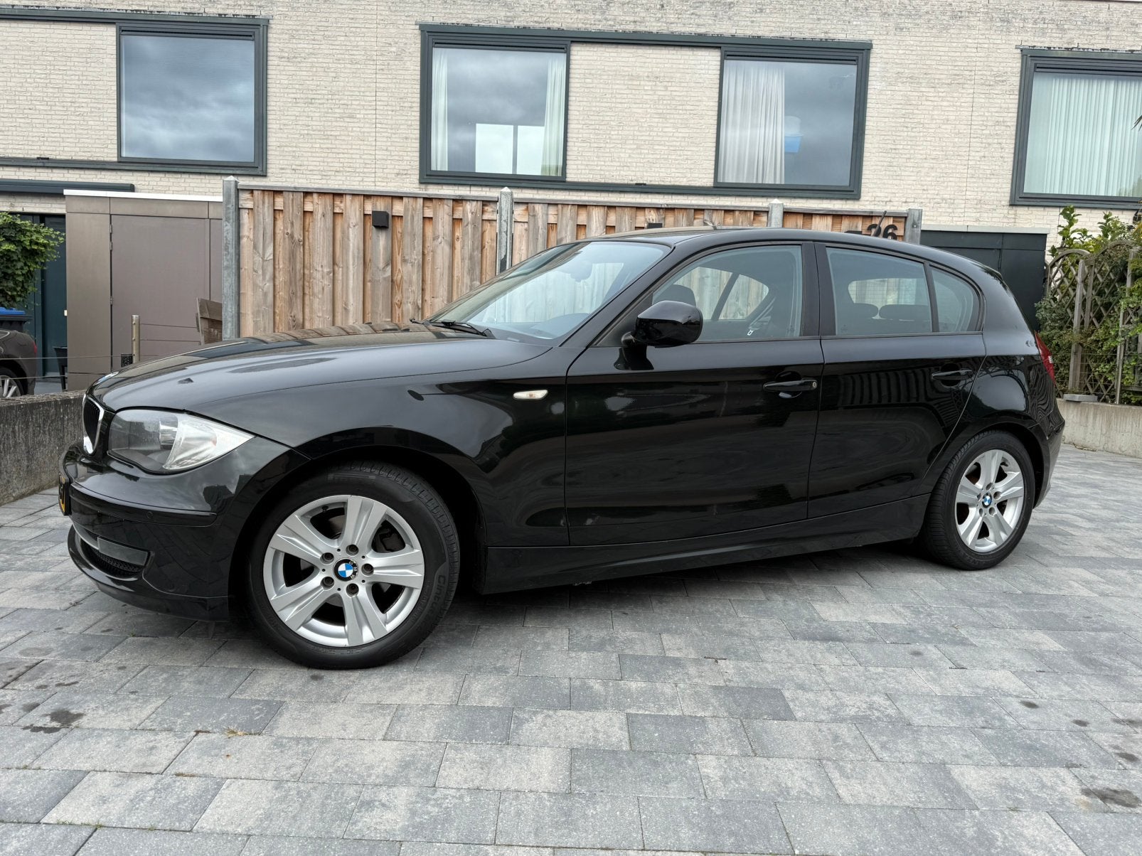 BMW 1-serie 116i | cruise | Pdc | dealer onderhouden| naviga, 1-Serie, Euro 5, 1995 cc, 4 cilinders