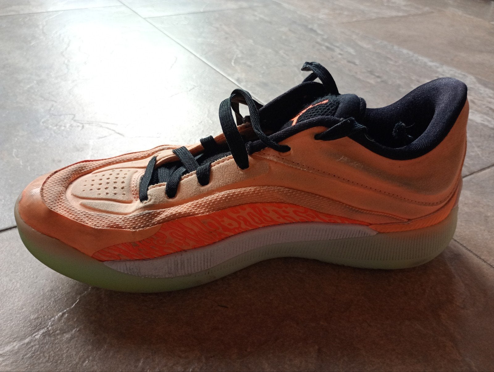 Basketbalschoenen Nike Jordan Zion maat 38,5, Ophalen, Gebruikt, Schoenen