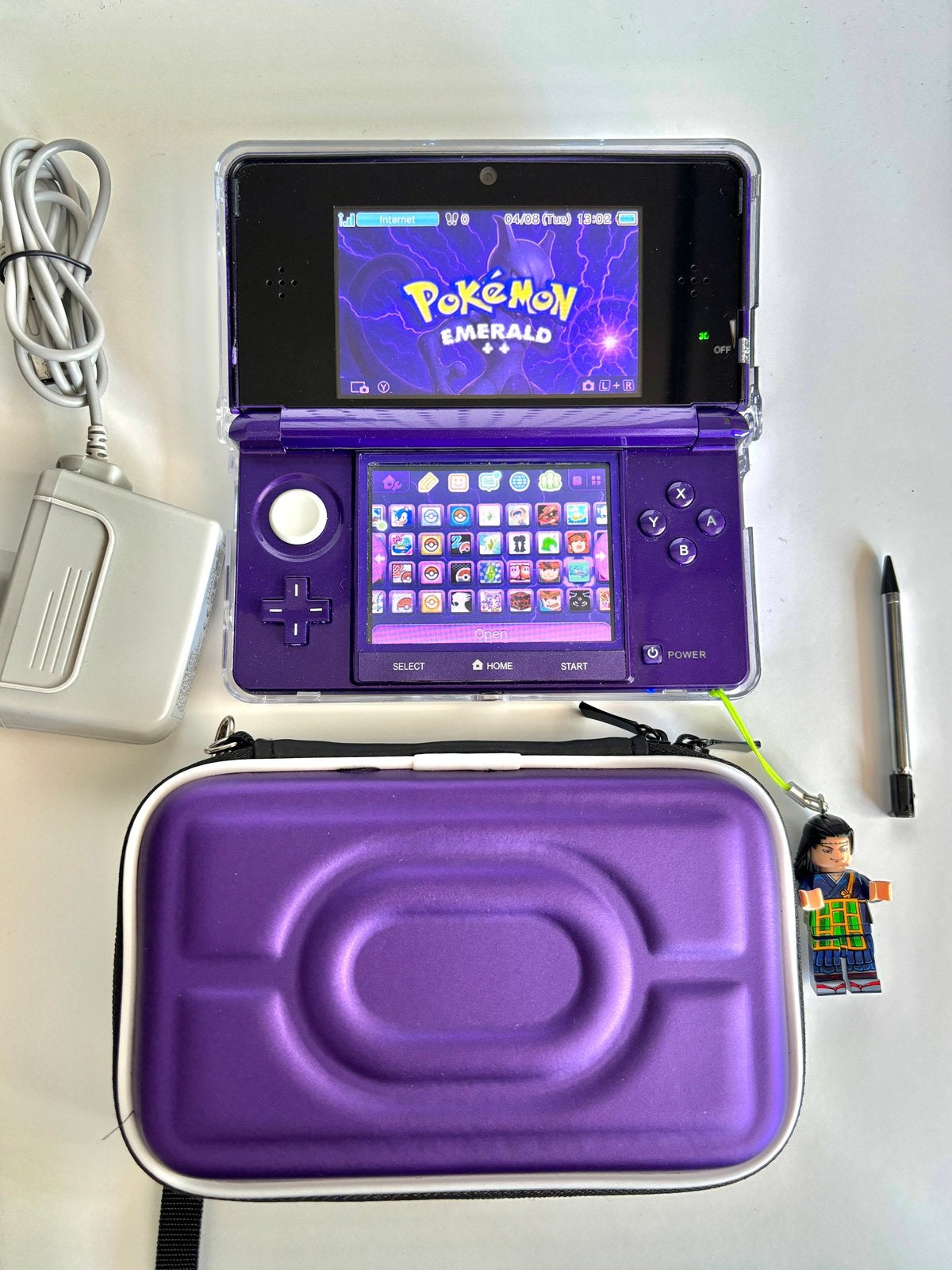 Nintendo 3DS Paars 128GB Complete Set, Spelcomputers en Games, Spelcomputers | Nintendo 2DS en 3DS, Met games, Overige kleuren