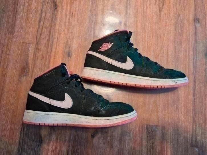 Nike Air Jordan maat 39, Kinderen en Baby's, Kinderkleding | Schoenen en Sokken, Meisje, Ophalen of Verzenden, Zo goed als nieuw