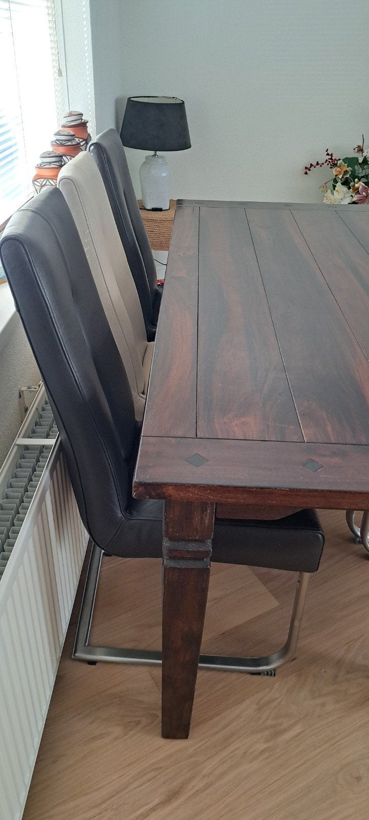Robuuste houten eettafel met 6 stoelen, Huis en Inrichting, Gebruikt, 50 tot 100 cm, Vijf personen of meer, Robuust, Klassiek