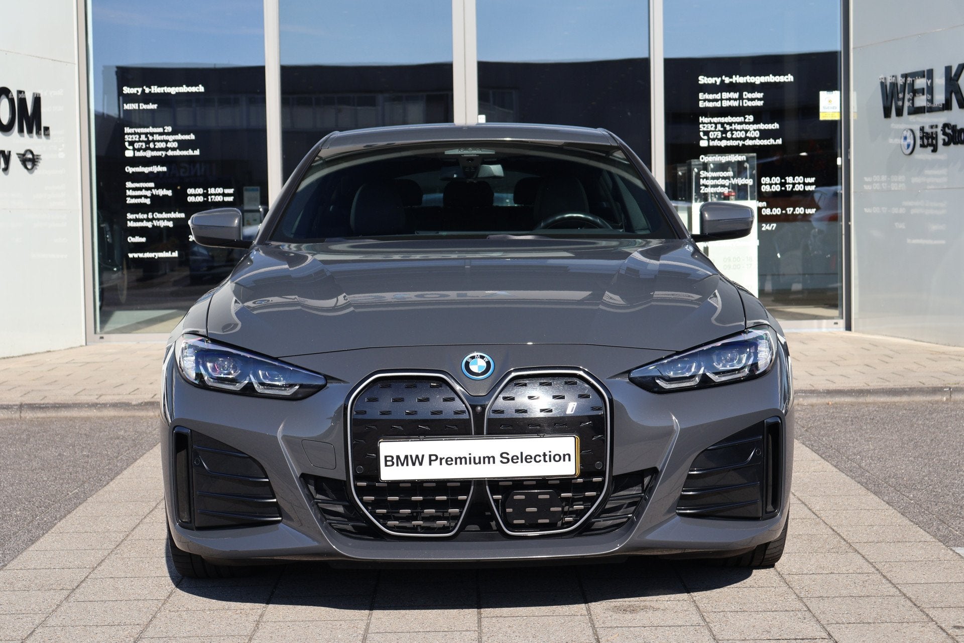 BMW i4 eDrive40 High Executive M Sport / Stoelverwarming / P, Auto's, Dealer onderhouden, Achterwielaandrijving, Gebruikt, Met garantie (alle)