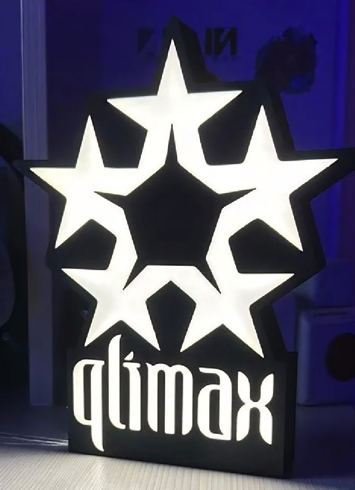 Qlimax LED Box - Uniek Lichtobject voor de Echte Fan, Overige merken, Kunststof, Nieuw, Overige fittingen