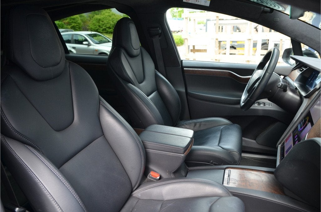 Tesla Model X Long Range Raven, Enhanced AutoPilot3.0 (twv 3, 40 min, 542 km, Zwart, Vierwielaandrijving
