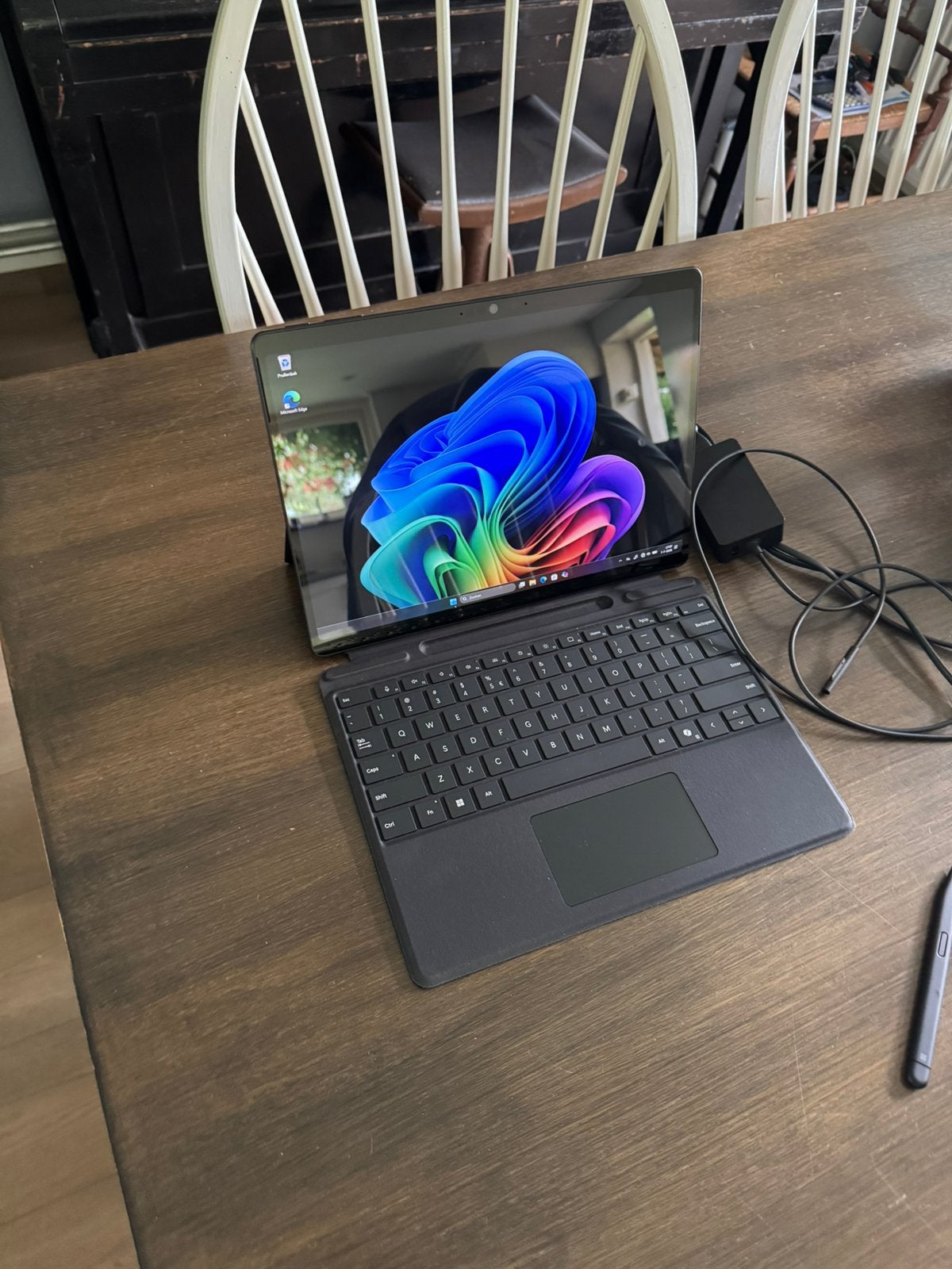 Microsoft Surface Pro met Snapdragon X1E80100, 16GB RAM, 477, Computers en Software, Windows Laptops, Ophalen, Qwerty, Zo goed als nieuw