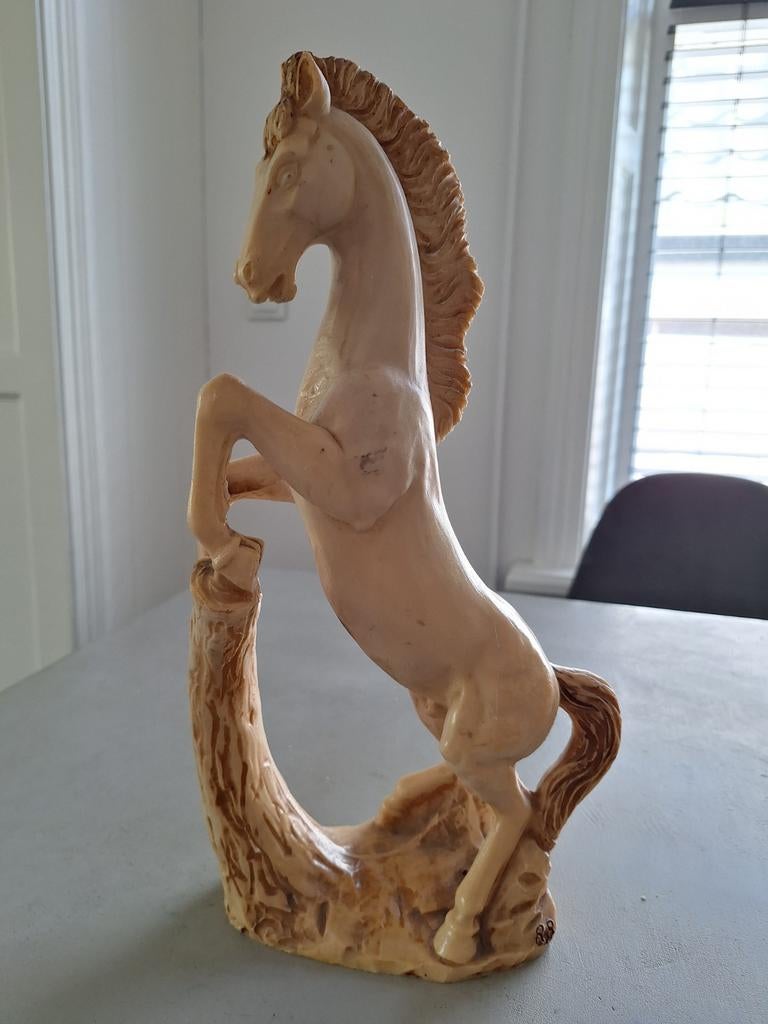Decoratief paardenbeeld - Beige, steigerend paard, Ophalen of Verzenden, Dier