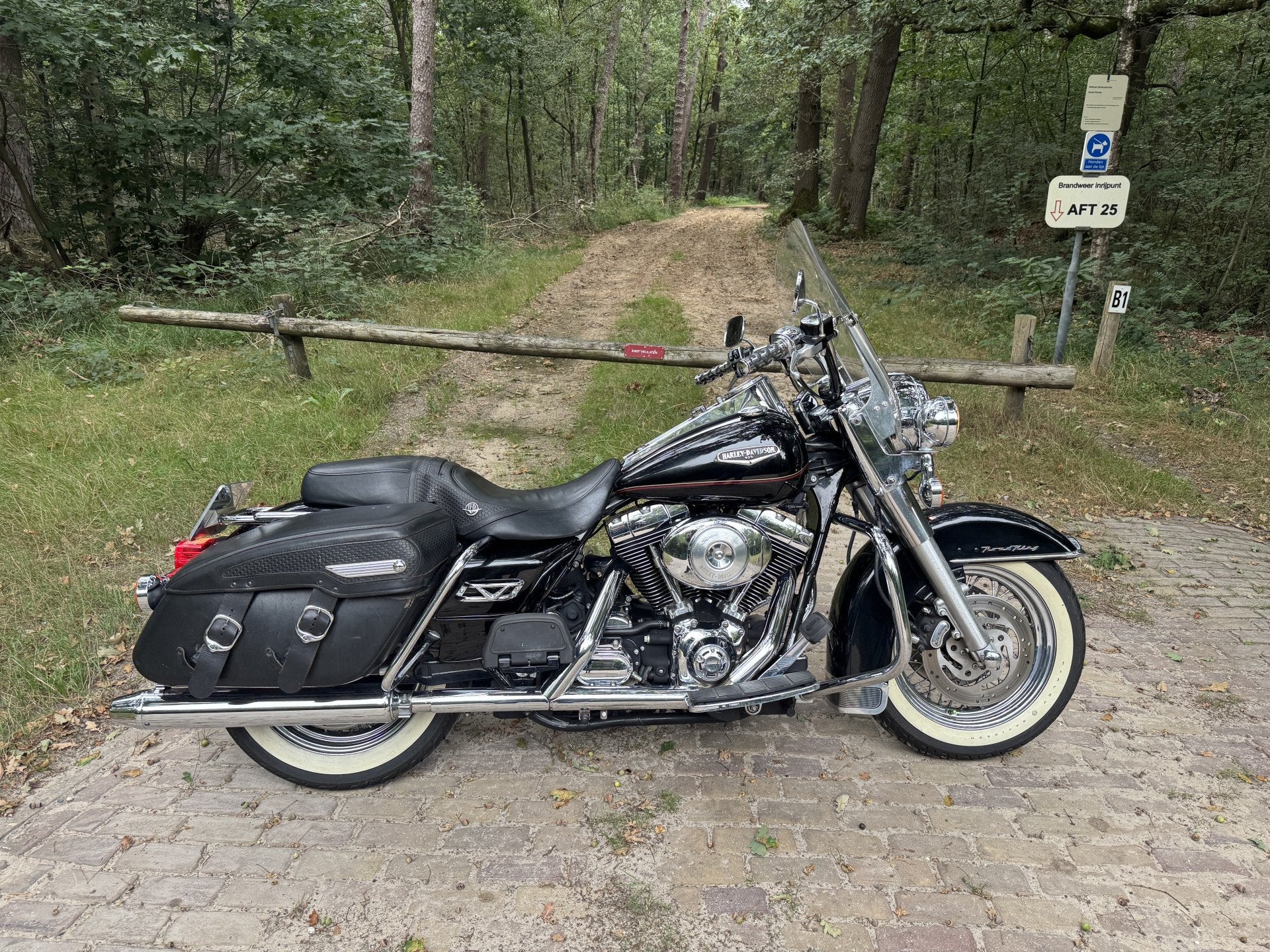 Harley-Davidson 88 FLHRCI Road King Classic Origineel NL, va, Teskautos, 1449 cc, Overig, Nicolaas Beetslaan 66A
3705SX  ZEIST, NL