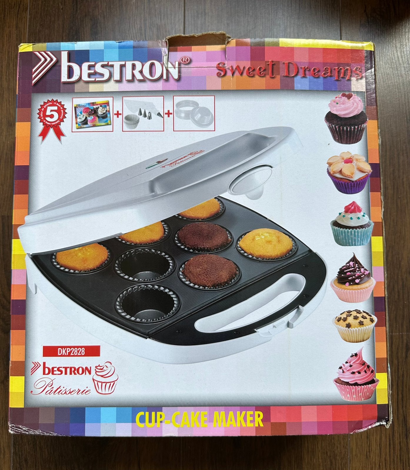 Destron Cupcake Maker - Nieuw in doos, Ophalen of Verzenden, Nieuw, Cupcakes, Bakvorm