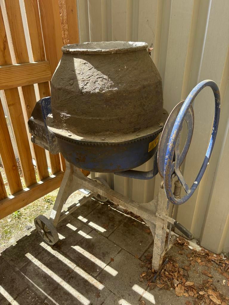 Gebruikte cementmolen / betonmixer, Doe-het-zelf en Verbouw, Betonmolens, Ophalen, Gebruikt