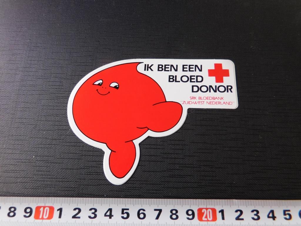 sticker SRK Bloedbank Zuid West Nederland Ik ben een bloed, Ophalen, Zo goed als nieuw