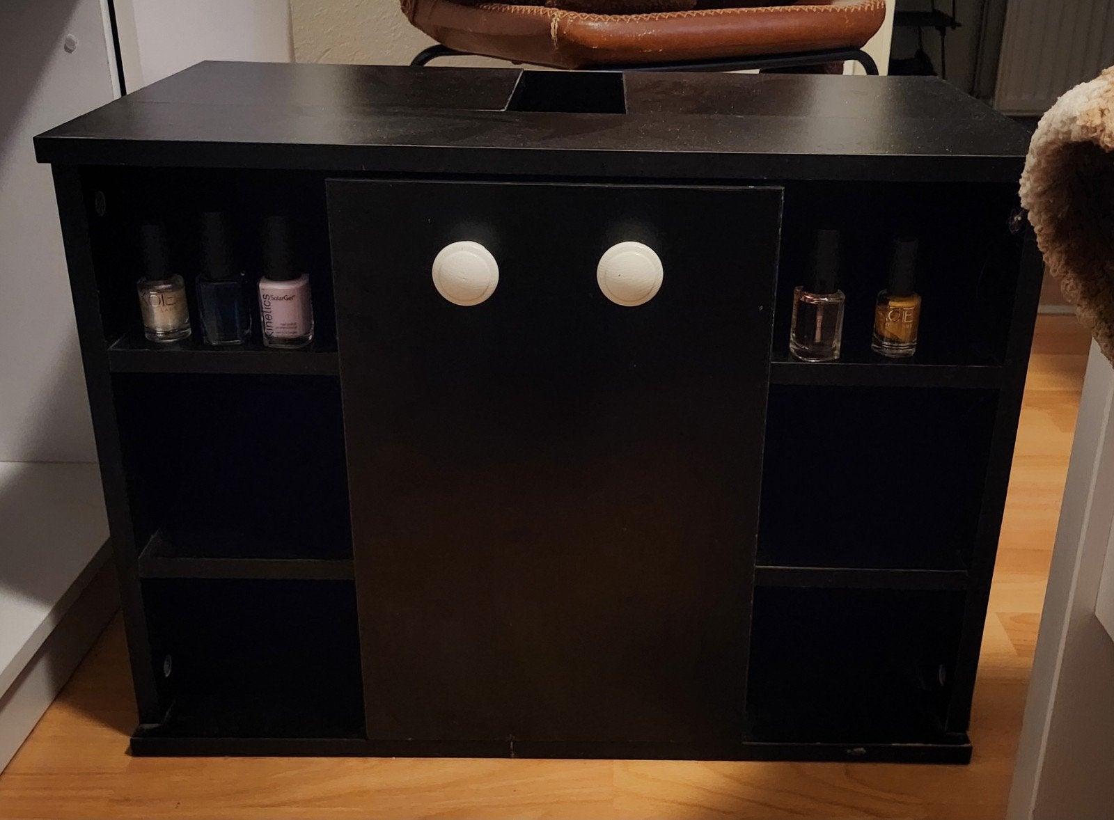 Small Black Shelf for Storage, Ophalen, Gebruikt