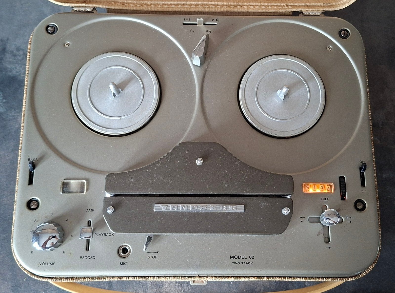 Tandberg bandrecorder model 82, twee sporen, 100% werkend, Ophalen of Verzenden