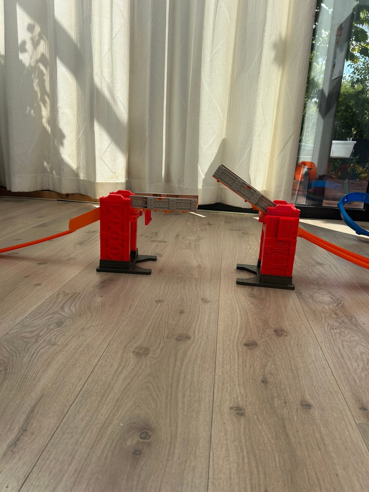 Heel veel hotwheels banen, Ophalen, Zo goed als nieuw