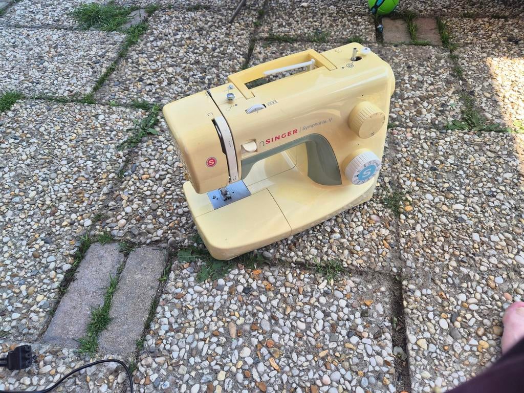Singer naaimachine - verkleurd maar werkend, Ophalen of Verzenden, Gebruikt, Naaimachine, Singer